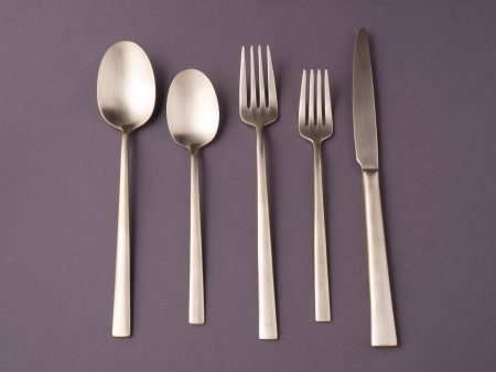 Belo Inox - Flatware - Touch Place Setting - 5 Piece Set  - Vintage Champagne For Sale